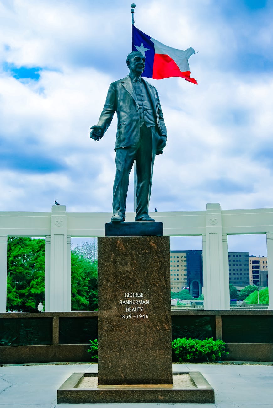 dealey memorial dealey plaza dallas